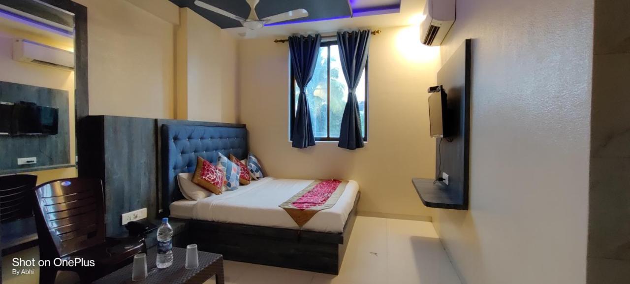 Hotel Mari Aai Residency Navi Mumbai Extérieur photo