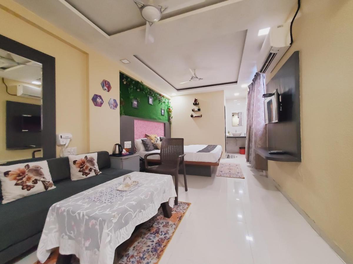 Hotel Mari Aai Residency Navi Mumbai Extérieur photo